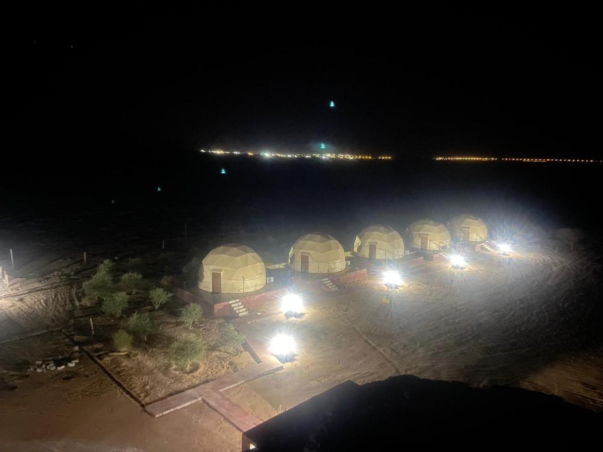 Adel Rum Camp Bubbles Wadi Rum Exterior photo
