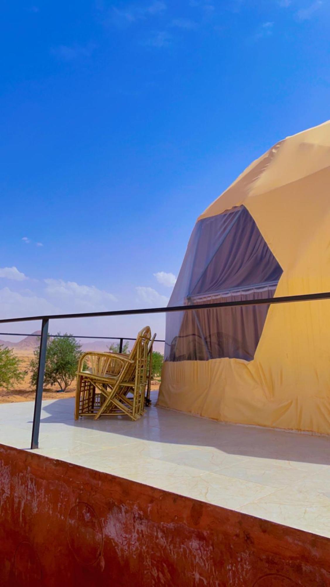 Adel Rum Camp Bubbles Wadi Rum Exterior photo