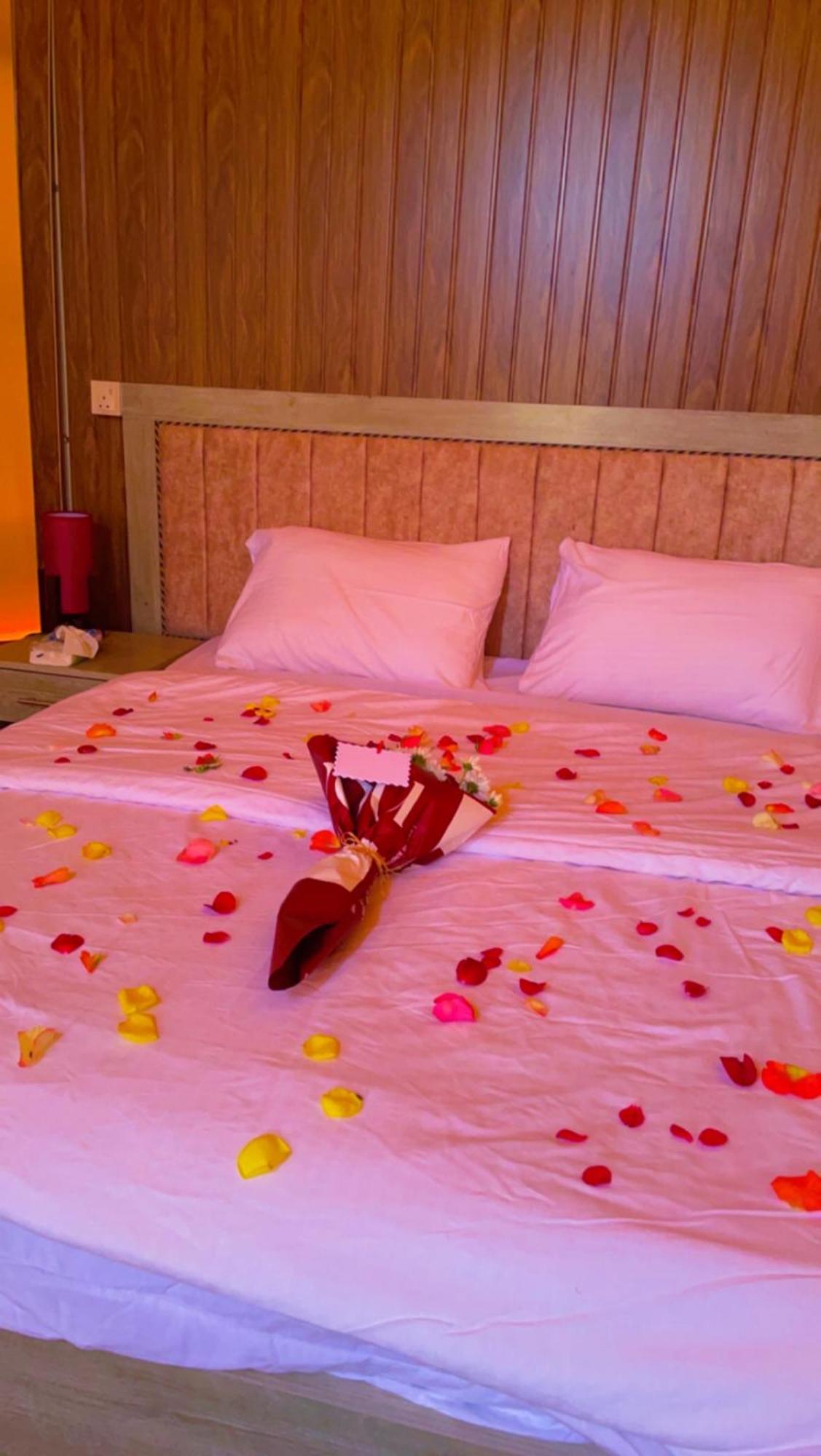 Adel Rum Camp Bubbles Wadi Rum Exterior photo